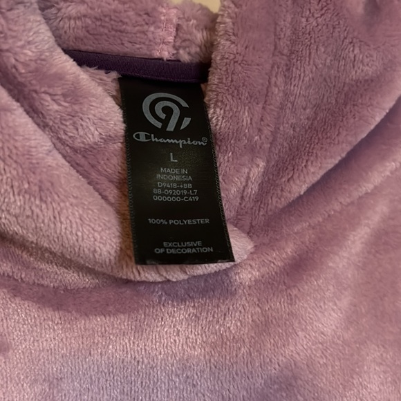 Champion Super Soft Light Purple Hoodie - Picture 2 of 4
